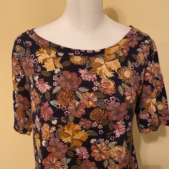 LOFT top - Picture 2 of 11